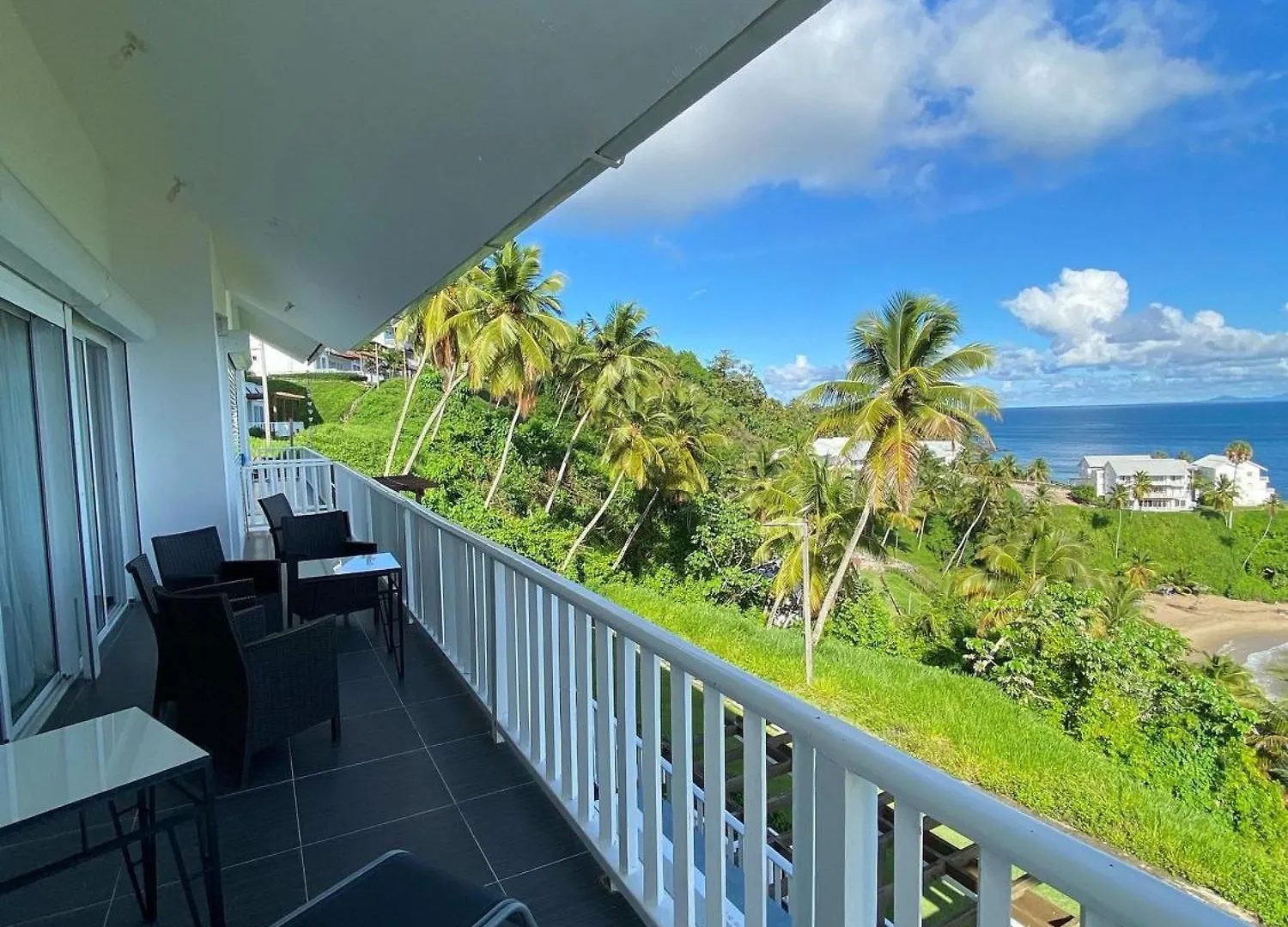 Sunlit Serenity By The Sea Samana 2-301 Punta Balandra